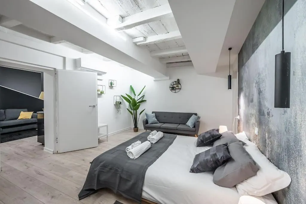 Apartment Ab Plus - Via San Felice 6 Bologna